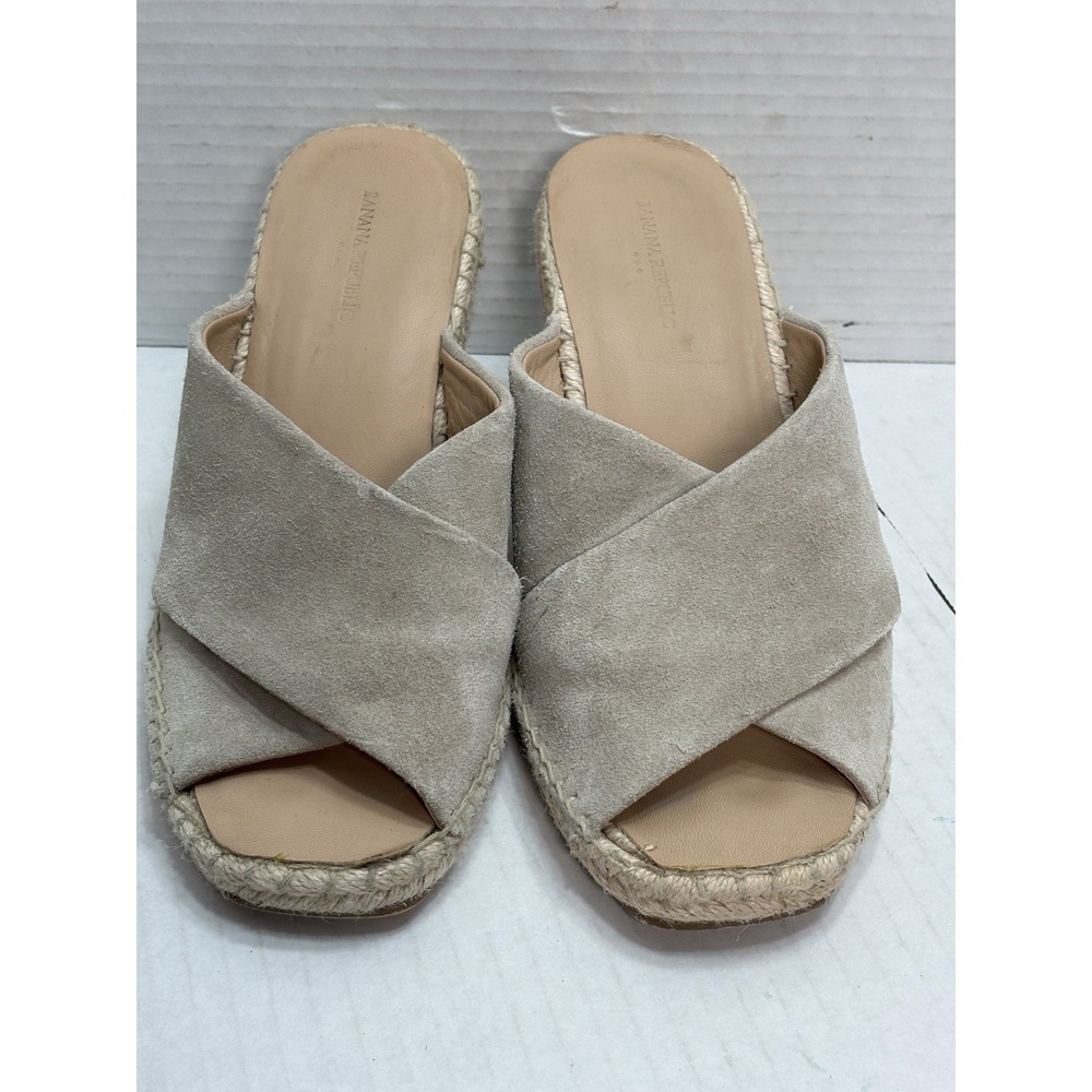 Banana Republic Espadrille Wedge Sandals 7.5 Beige Suede Crisscross CUTE!